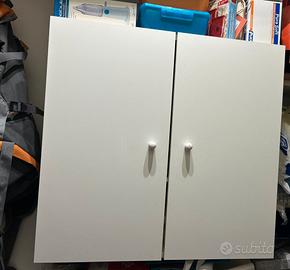 armadietto pensile bianco