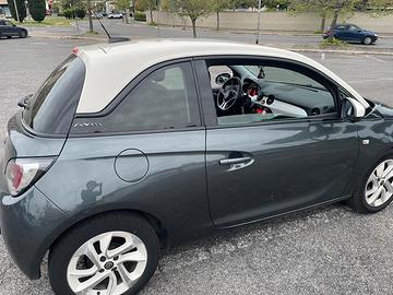 opel Adam