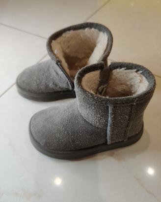 Scarpe bambini invernali in pelle vera marca ZARA.