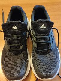  scarpe Adidas da uomo n 45 indossate una sola vol