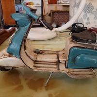 modellino vecchia vespa
