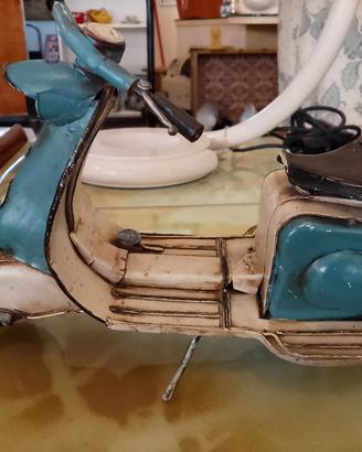 modellino vecchia vespa