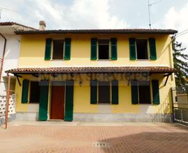 CASA INDIPENDENTE su DUE PIANI con CORTILE di PROP