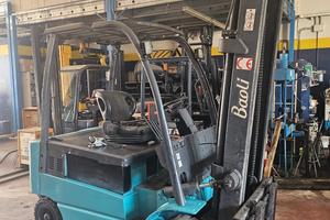 Carrello elevatore elettrico marca Baoli modello K