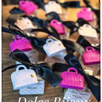 Bomboniere borse portachiavi .vuitton. 18 anni