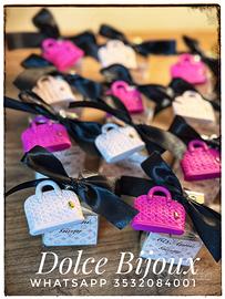 Bomboniere borse portachiavi .vuitton. 18 anni