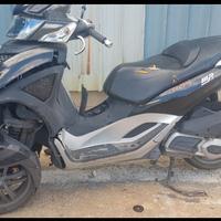 Ricambi usati per piaggio mp3 300