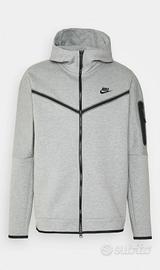 Nike tech grigia 