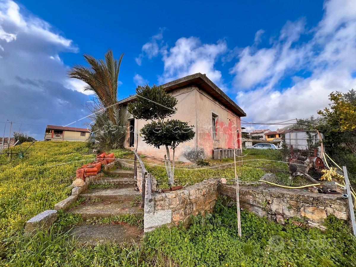 Arbus - Terreno con fabbricato - Vista 2