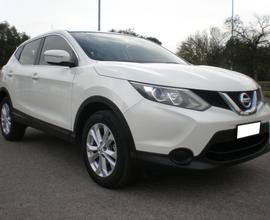 Nissan Qashqai 1.5 td, impeccabile