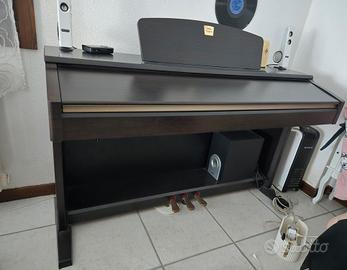 Pianoforte digitale Yamaha Clavinova CLP-120