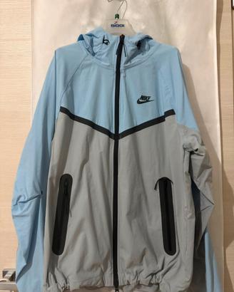 giacca impermeabile nike tech XS uomo mai usata
