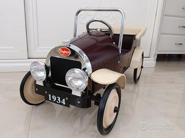 Auto d’epoca Baghera  a pedali. Mai usata.