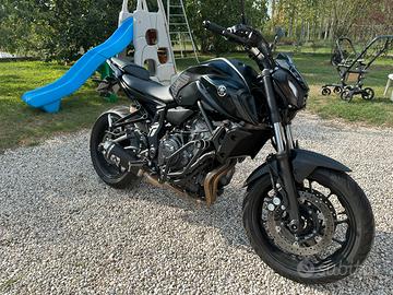 Yamaha MT 07   A2