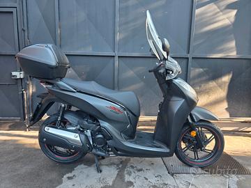 Honda SH 300 i Sport