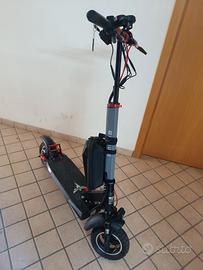 monopattino elettrico engwee y600
