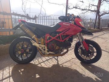 ducati hypermotard 1100