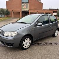 Fiat Punto 1.2 16V 3 porte Emotion GPL