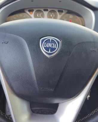 Airbag volante LANCIA DELTA del 2013