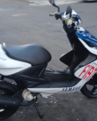 Yamaha aerox 50