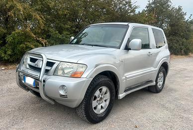 Mitsubishi Pajero 3.2 di-d 3p automatico