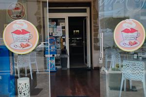  Attività di Bar&cucina  con sala slot 