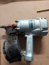 CHIODATRICE PNEUMATICA HITACHI NV 65