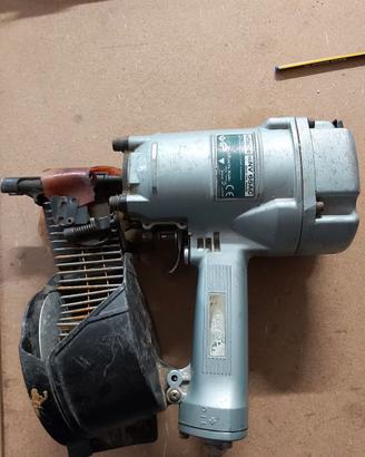 CHIODATRICE PNEUMATICA HITACHI NV 65