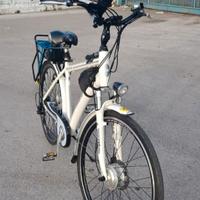Bici pedalata assistita elettrica ATALA