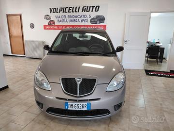 LANCIA YPSILON ANNO 2008 BZ 1.2 ADATTA NEOPATENTAT