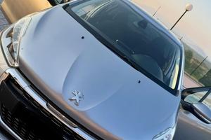 Peugeot 208 1.2 PureTech Activ 5p