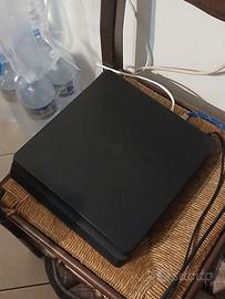 ps4 + 2 giochi