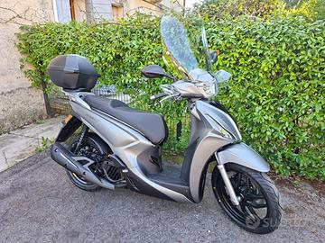 PEOPLE S 125 ABS KYMCO BAULETTO+PARABREZZA