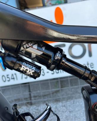MTB Focus Jam2 8.9 Electric Carbon