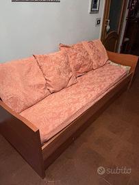 Divano letto comodissimo