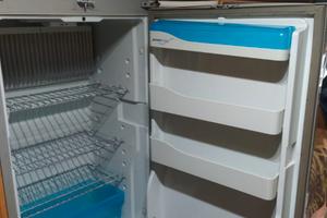 Frigorifero Dometic Trivalente RM7605 - 142 litri