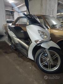 Yamaha x-city 250