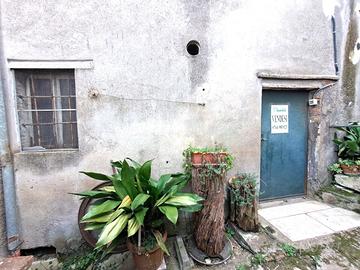 Monolocale a Amelia