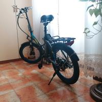 bicicletta elettrica pieghevole 