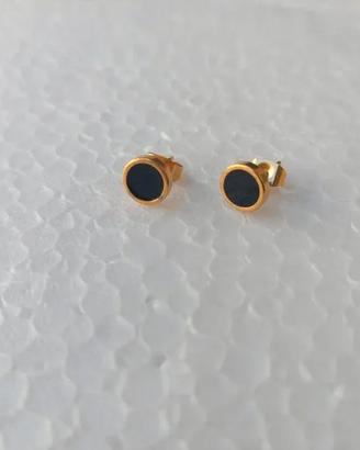 Orecchini di colore nero e dorato