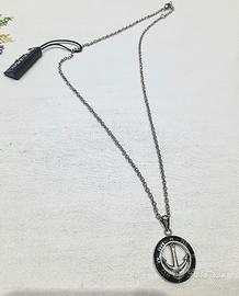 Collana con ciondolo a forma di ancora
