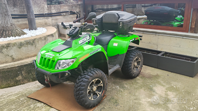 Quad 4x4 Arctic Cat XT 1000 2016