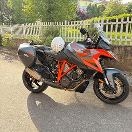 KTM SUPER DUKE GT 1290