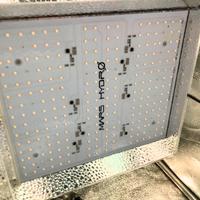 Lampada led per growbox marshydro t600