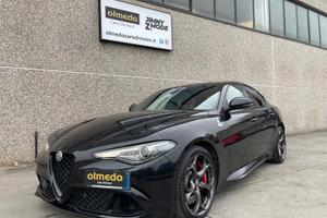 Alfa Romeo Giulia 2.9 V6 Bi-Turbo AT8 Quadrifoglio