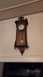 Orologio+ orologio+ giradischi+ comodino