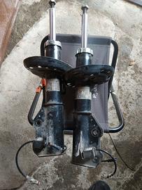 Ammortizzatori gm per Opel Astra 2.0 del 2011