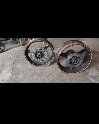 Ricambi per Yamaha R6