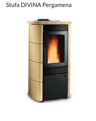 Stufa pellet extra flame divina usata perfetta