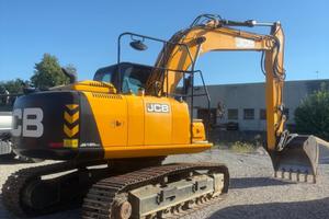 escavatore JCB JS180